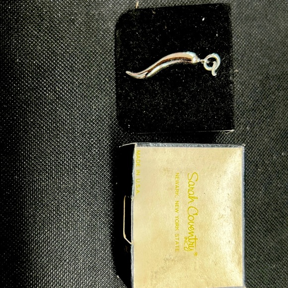 Sarah Coventry - Picture 1 of 1